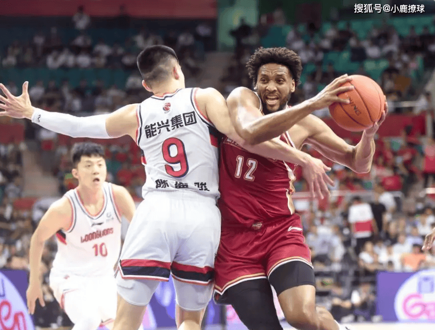 关于赛前NBA季后赛传出新动向，山东男篮战术微调，管理层表态：悬念犹存，数据趋势出现新变化的信息