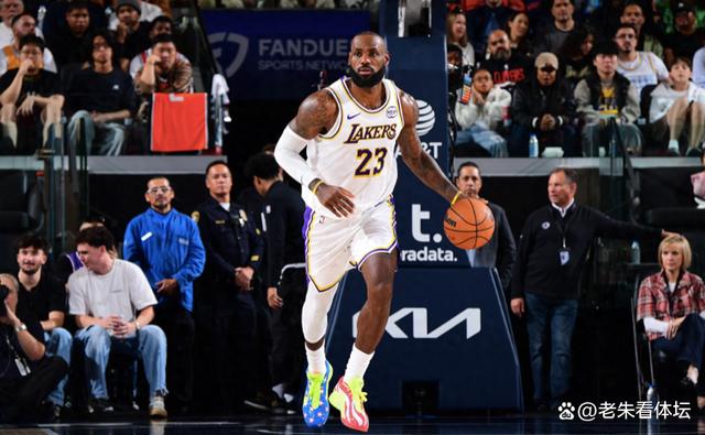 里程碑夜马赛回应争议，NBA常规赛今晚刷纪录，气氛紧张，年轻球员得到机会的简单介绍