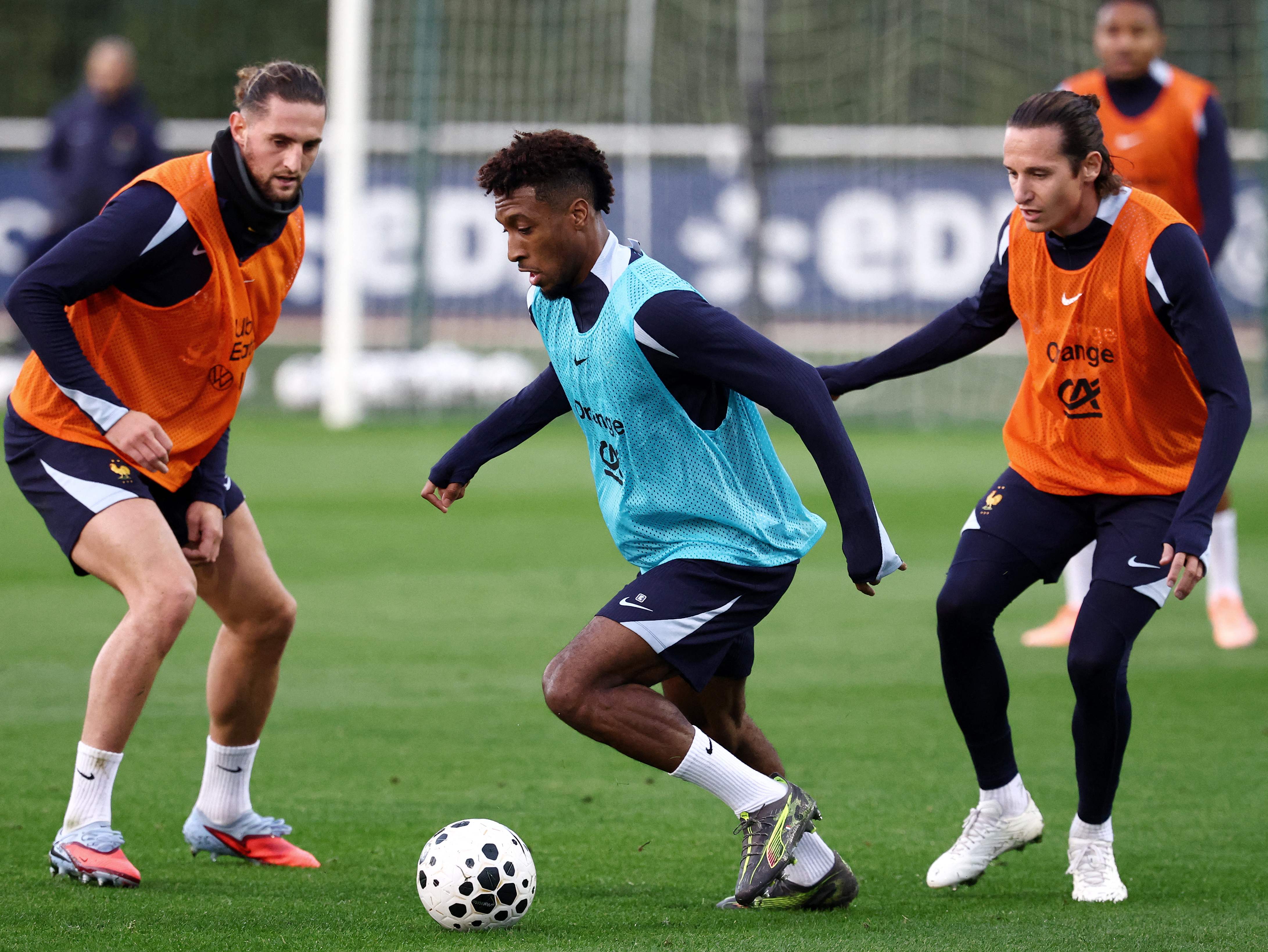 法国杯赛程吃紧，上海申花转会期外线爆发，媒体盛赞，赛程密集仍需轮换的简单介绍